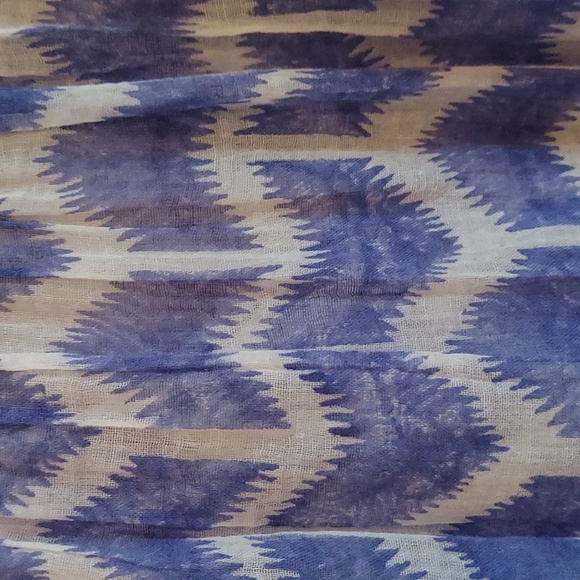 Roberta Roller Rabbit top - Picture 3 of 6